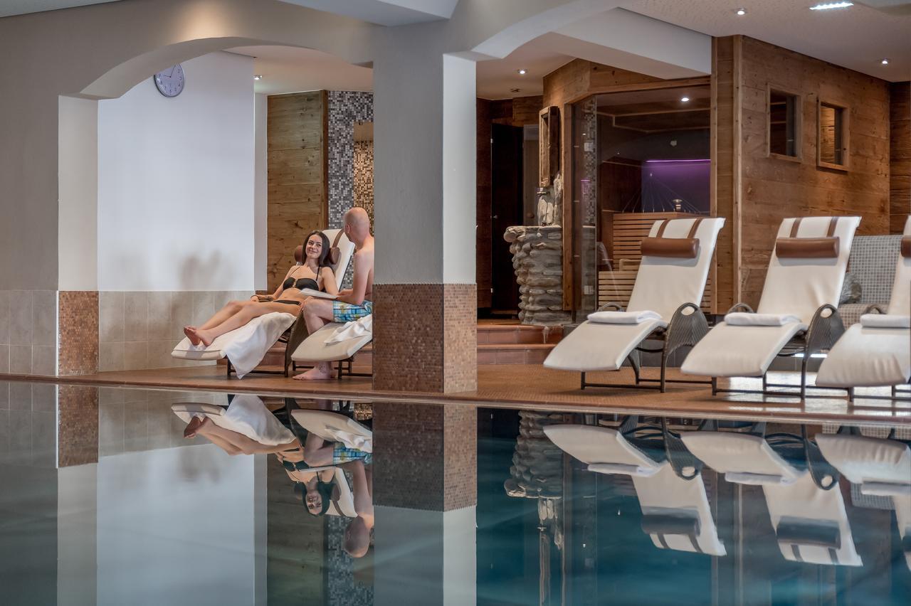 4 Sterne Superior Muehle Resort 1900 - Adults Only اوبرغورغل المظهر الخارجي الصورة